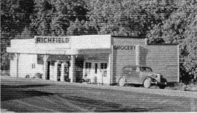 Old Mitchell Store