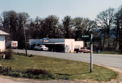 Old Lorane Family Store