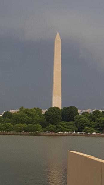 Day of storm - Jefferson Monument